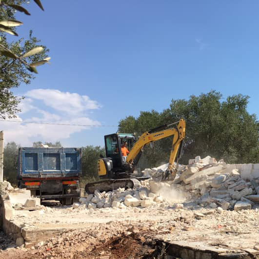 Demolizione di una casa